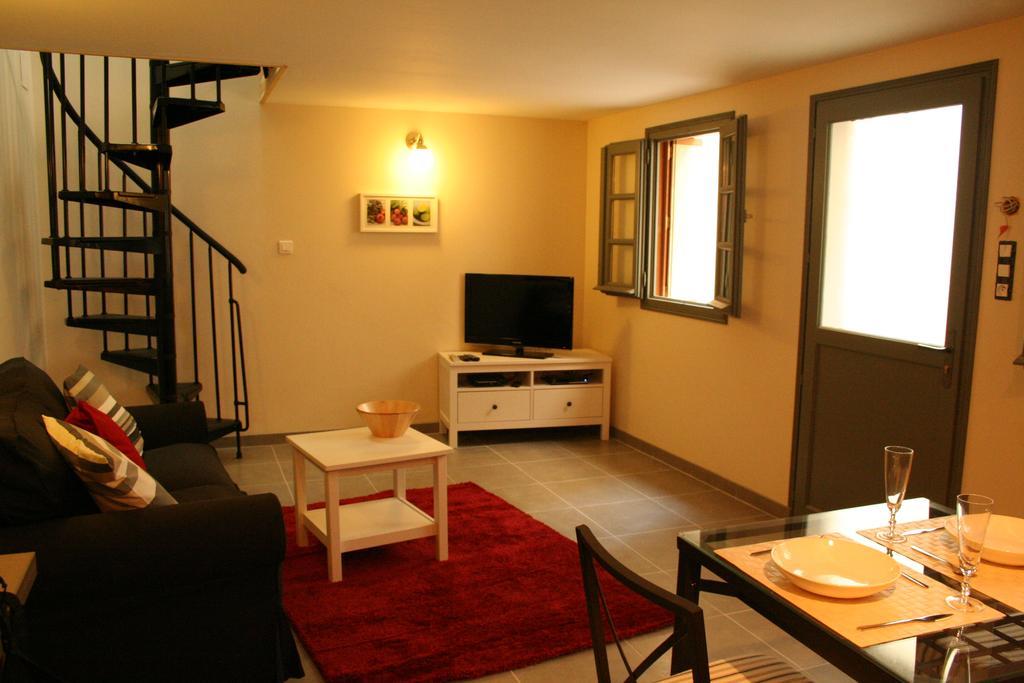 Carcassonne Pont Vieux Apartments מראה חיצוני תמונה